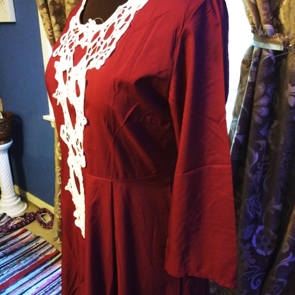 Dress - Picture 4 of 8